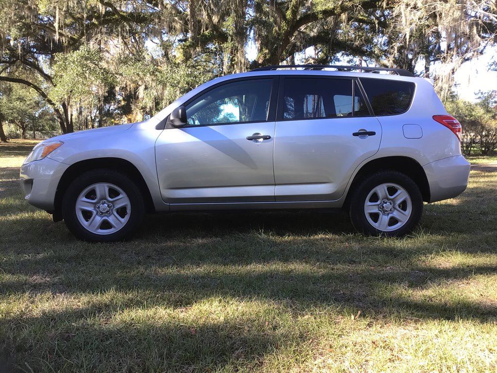 2010 Toyota RAV4 Base's photo