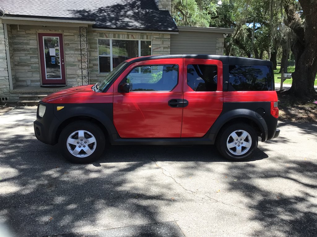 2005 Honda Element EX 2WD AT W/SRS's photo