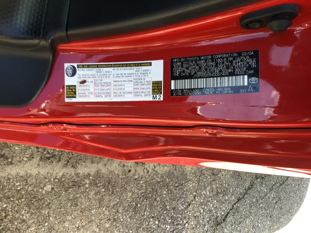 2004 Toyota MR2 Spyder Base - Photo 12